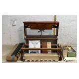 Leclerc Loom w/ Manual & Accessories
