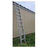 Aluminum extension ladder