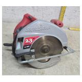 Skill saw circular saw works