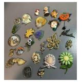 Vintage Pins Brooches