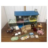Metal doll house w/ furniture, accessories