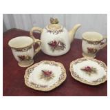 Beautiful Susan Winget red cardinal teapot set