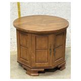 2 Door Maple End Table 26/22