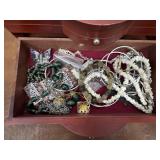 Jewelry box with contents