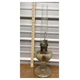 Aladdin oil lamp and chimney *no shipping contains