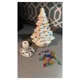 13 1/2ï¿½ white ceramic light up Christmas tree