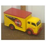 1995 Coca-Cola bank w/ key