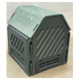 Huge Rubbermaid Yard Composter 36/34/38