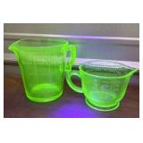 2 Glow Uranium Measuring Pitchers *some Chips