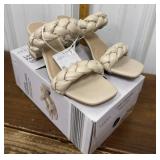 Serra ladies shoes- new in box, size 7