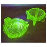 2 glow Vaseline glass ash trays *some chips