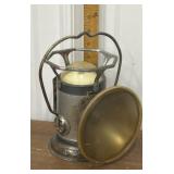 Delta Powerlite railroad lantern