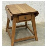 Broyhill -Attic Heirlooms 1 Drawer Drop Leaf End