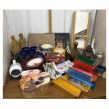 End of consignment goodies- books, glasses,