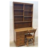 Ethan Allen 2 Piece Desk w/chair 40/22/78
