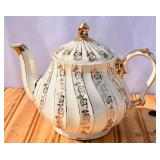 Sadler England Ivory & Gold Teapot