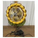 Table top sunflower fan with USB. Works!