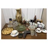 End of consignment goodies- vases, bowls, mugs,