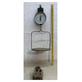Wooden Pully & Scales