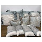 11 Decorative Bed Pillows