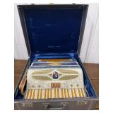 Accordion w/ case