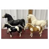 4 Breyer horses