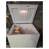 Unico chest freezer works 32"28"36"