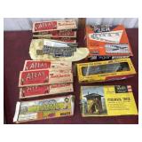 HO train track and accessories
