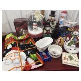 Christmas lap quilt, snowmen figures, village