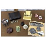 Cloisonné trinket dish, dresser comb set,