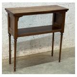 2 Tier End Table (walnut) 28/11/29