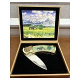 Knife w/Tractor in nice box