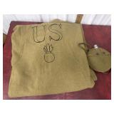 Military wool blanket approx. 67x85 and canteen