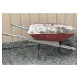 Wheelbarrow (red)