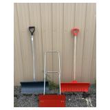 Snow Shovels & Push Shovel