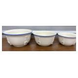 Set three Pillsbury Dough Boy Nesting Bowls -