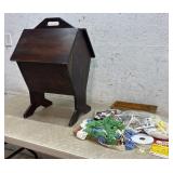 Sewing  Stand w/ Accessories 17/16/26