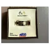 Brand new Realtree size 9 stainless steel ring