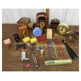 Wade figures, swizzle sticks, clocks, shoe horn,