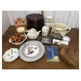 End of consignment- chamber pot, vase, teapot,