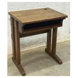 Maple School Desk 24/18/28