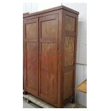 2 door oak wardrobe