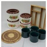 Canister set, set of mugs, dovetailed silverware