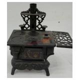 Crescent cast iron cook stove