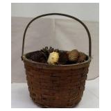 Basket and pine cones