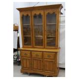 Oak 2pc hutch