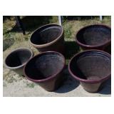 5 Large plastic planters