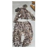 2/3XL Redhead leafy suit with travel bag