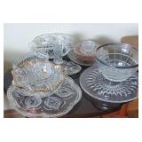 Box of mostly clear glass including sm pink bowl