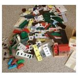 Huge tub of mostly plasticville buildings &